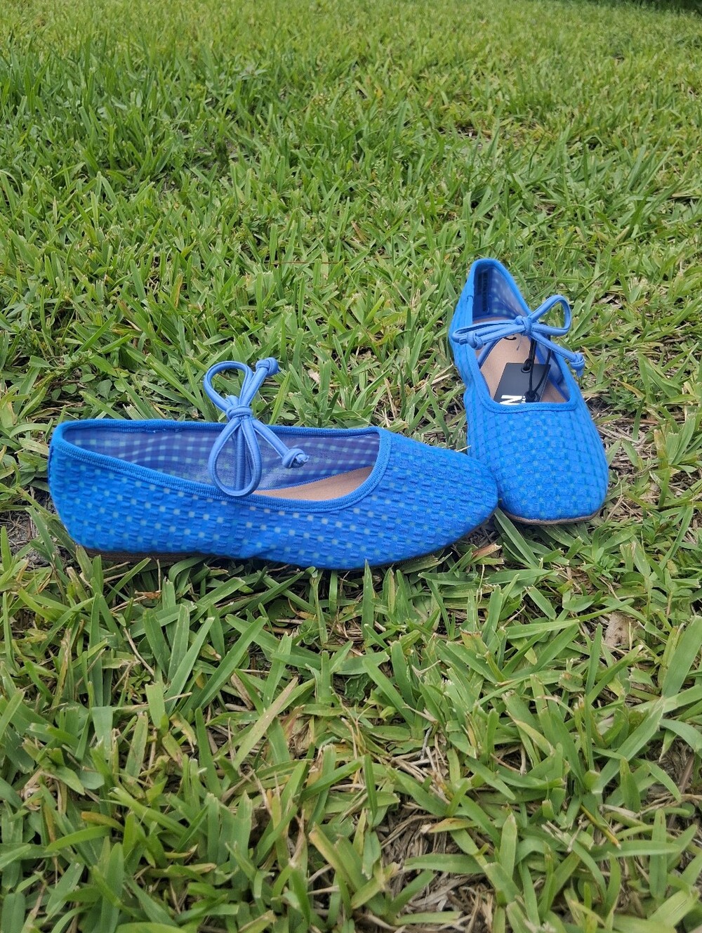 Girls Mesh Ballet Flats with Bow - Picture 6 of 7